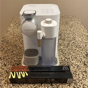 Gran lattissima espresso machine by delonghi